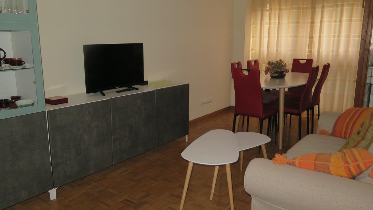 Jaca Centrum Buitenkant foto